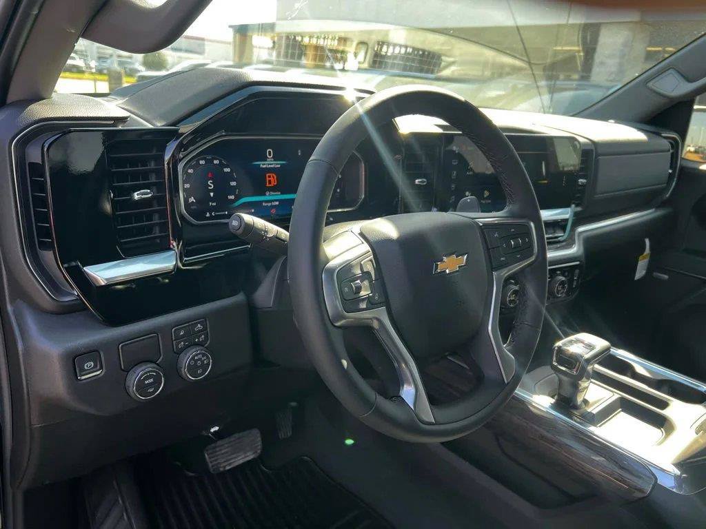Used 2026 Chevrolet Silverado 1500 LTZ w/ LTZ Premium Texas Edition RWD image 29