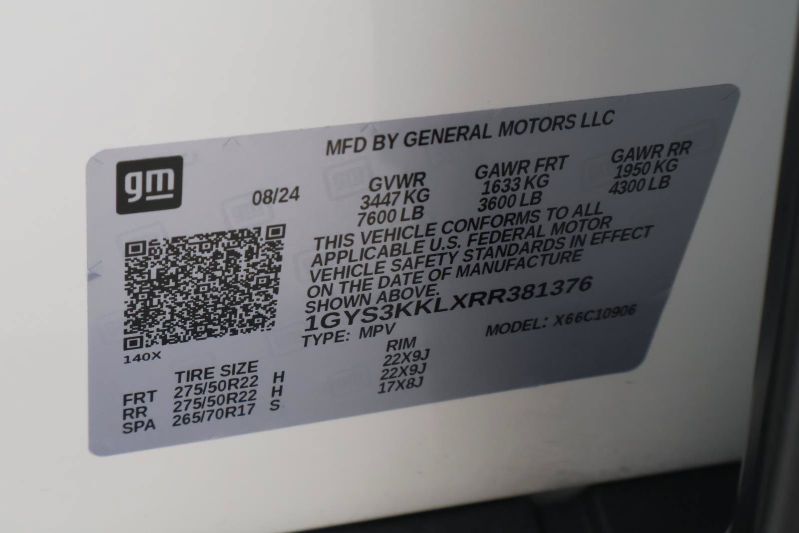 Certified 2024 Cadillac Escalade ESV Premium Luxury RWD image 28