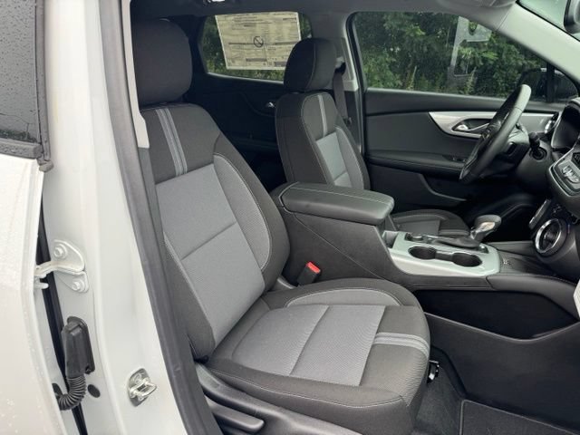 New 2026 Chevrolet Blazer LT w/ Convenience Package AWD/4WD image 27