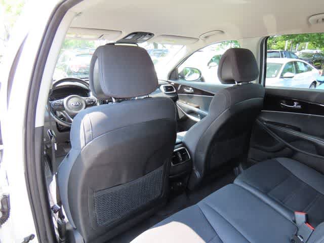 Used 2016 Kia Sorento AWD w/ LX Convenience Package image 16