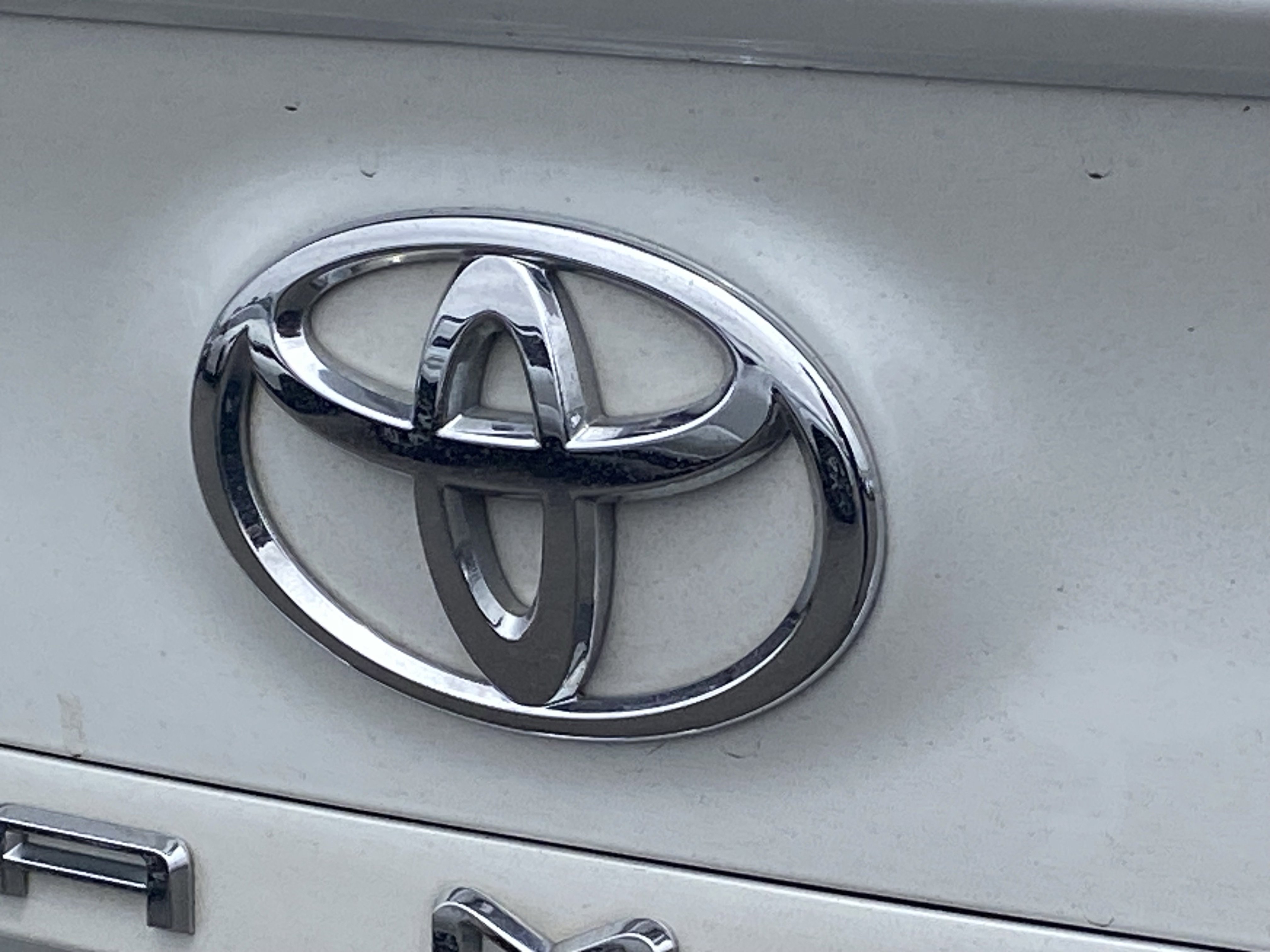 Used 2018 Toyota Camry XSE w/ Audio Package FWD image 4