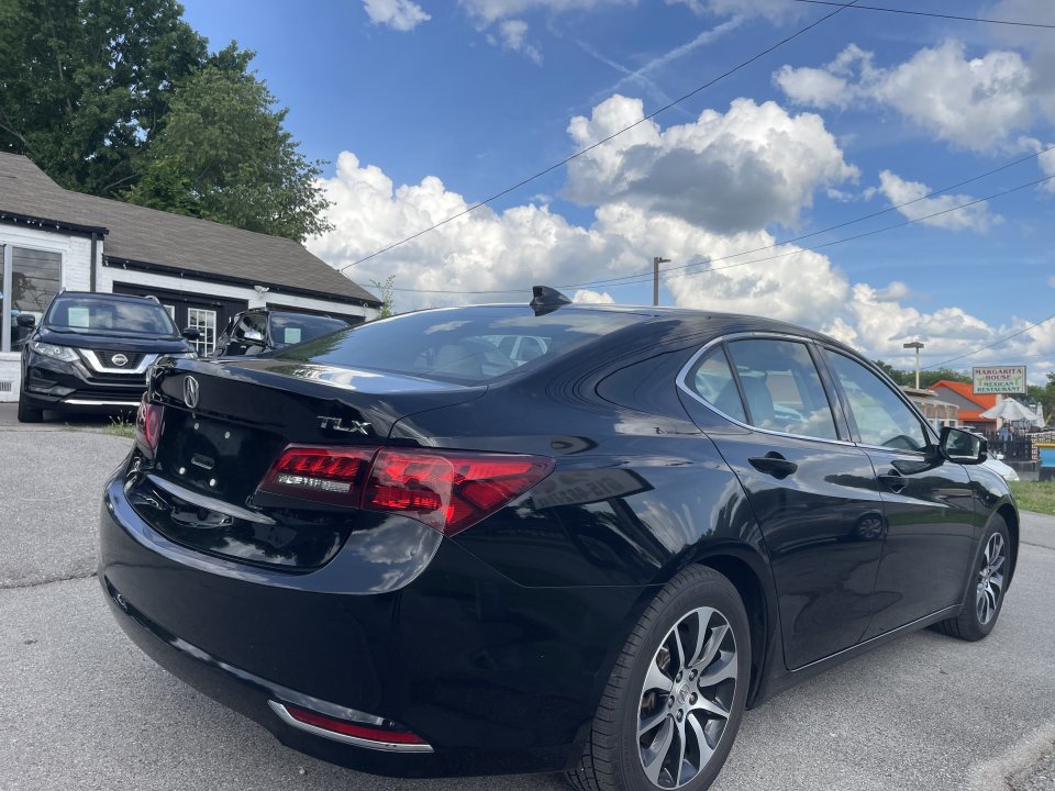 Used 2016 Acura TLX w/ Technology Package FWD image 5