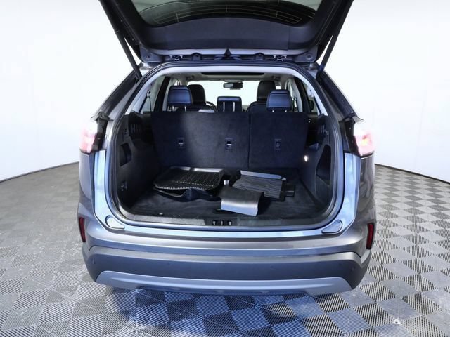 Certified 2024 Ford Edge SEL w/ Convenience Package AWD/4WD image 9
