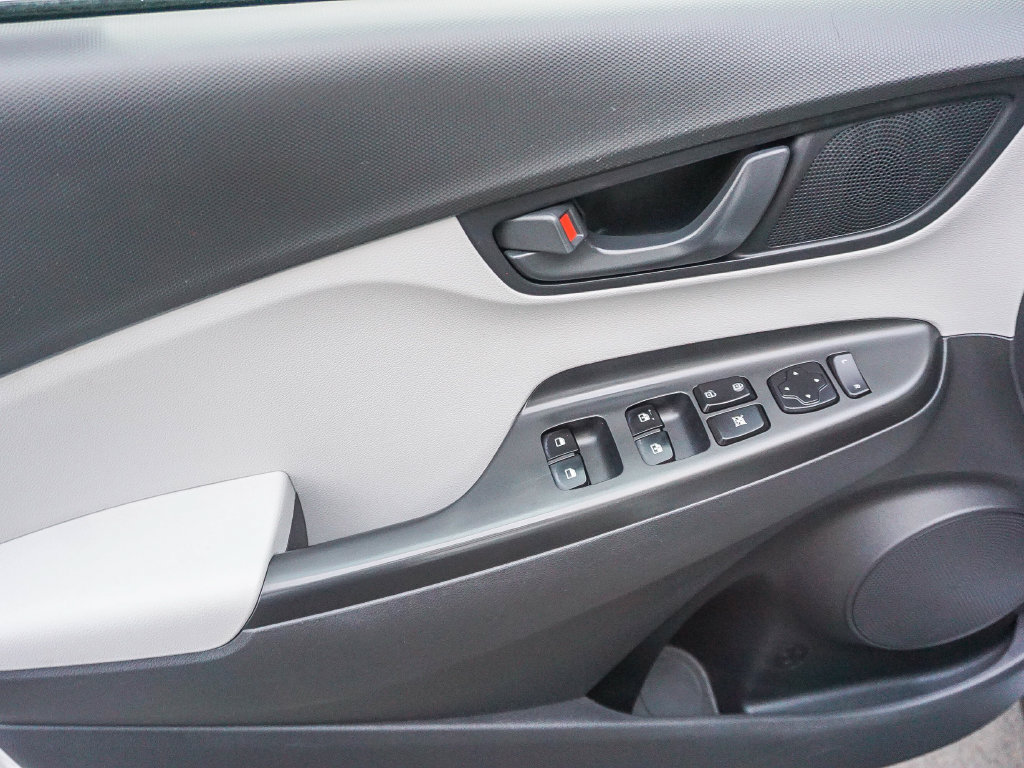 Used 2023 Hyundai Kona SEL w/ Cargo Package FWD image 19