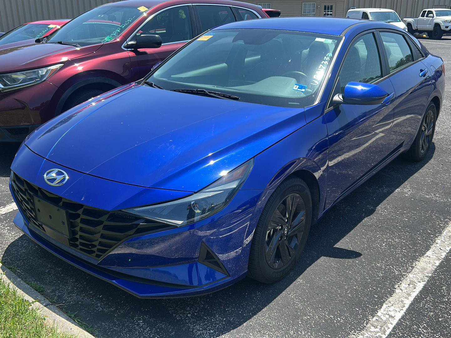 Used 2021 Hyundai Elantra SEL w/ Convenience Package FWD image 1