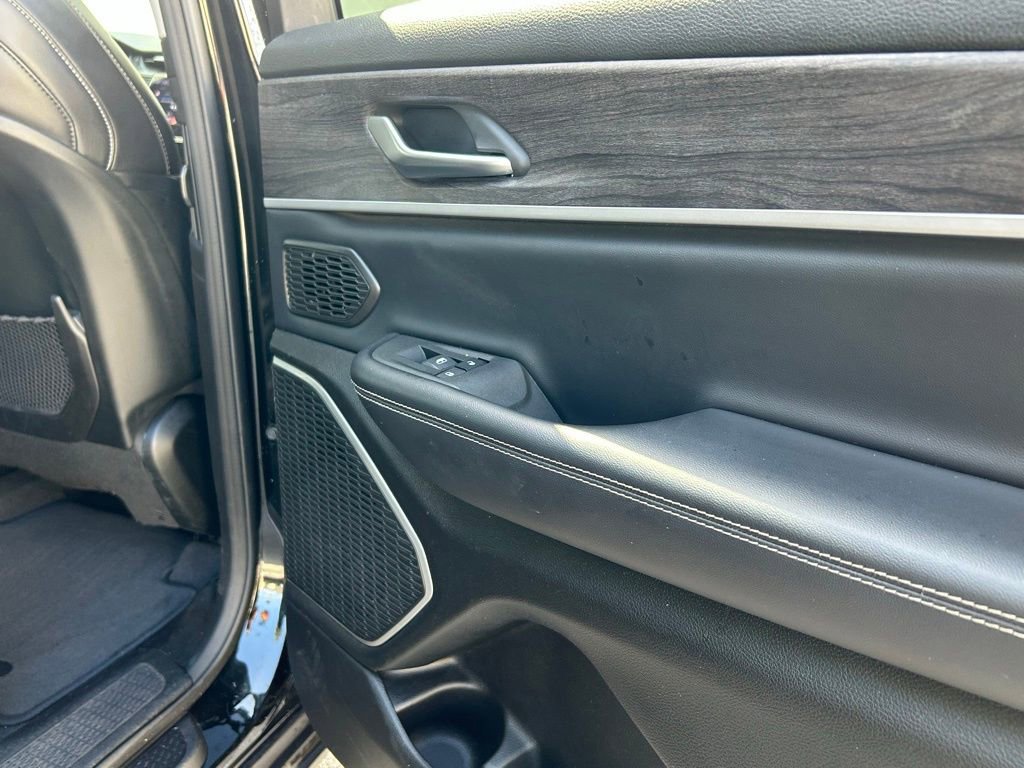 Used 2021 Jeep Grand Cherokee L Limited image 37