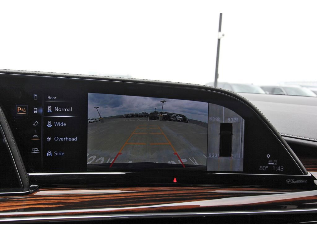 Used 2024 Cadillac Escalade Luxury RWD image 23