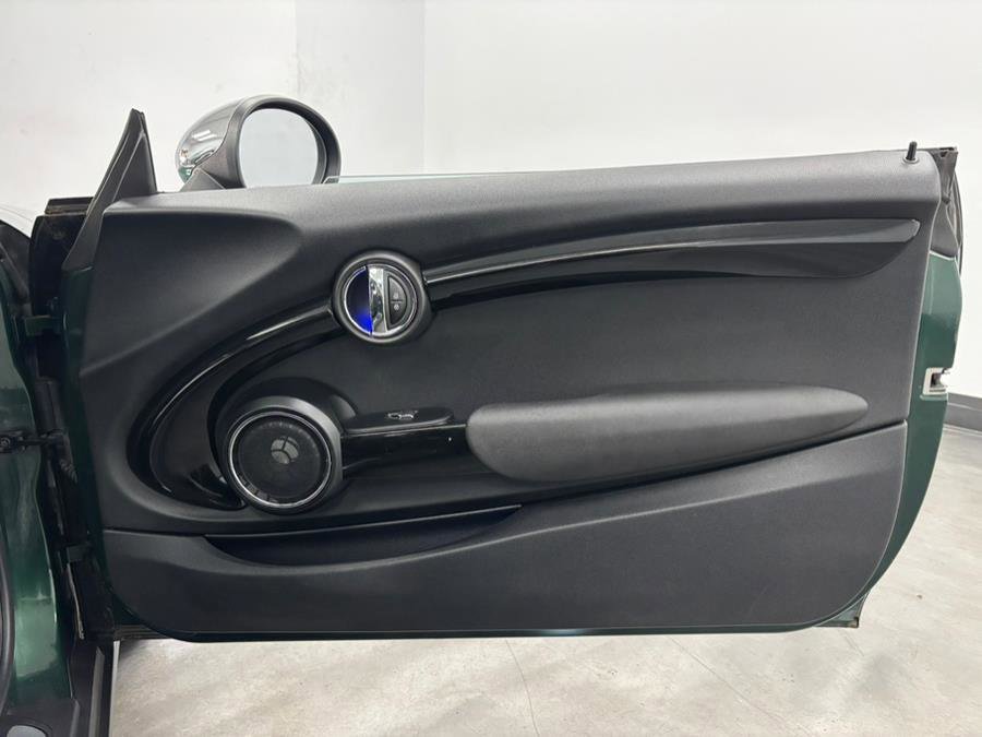 Used 2015 MINI Cooper S image 28