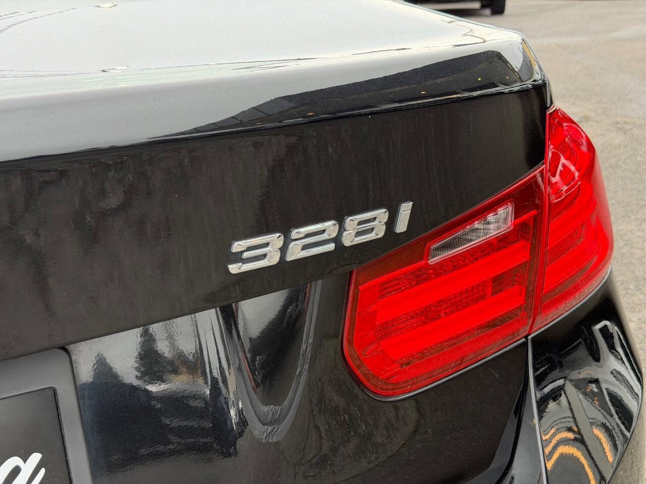 Used 2014 BMW 328i Sedan RWD image 6