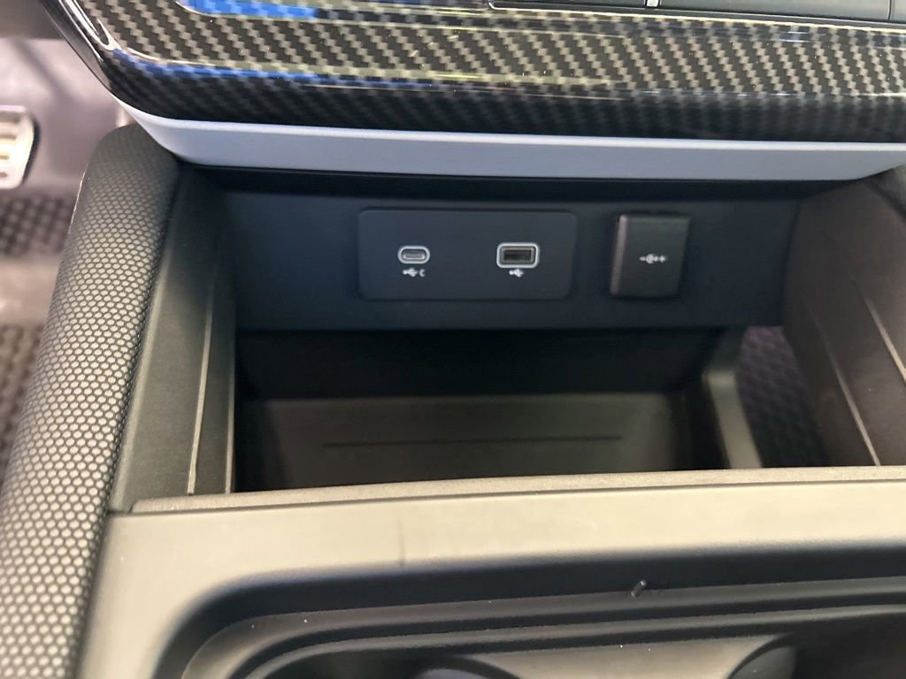 Used 2023 Land Rover Defender 110 X-Dynamic SE image 64