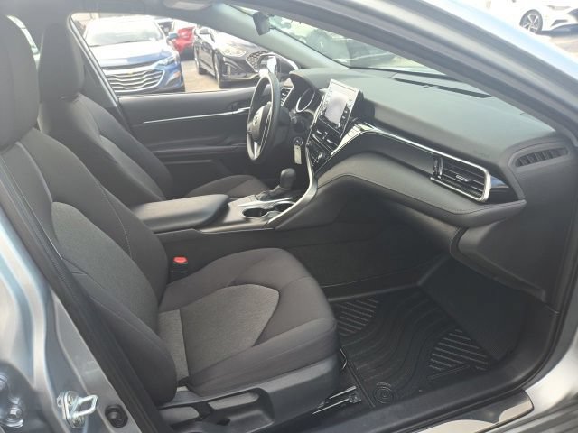 Used 2023 Toyota Camry LE FWD image 8