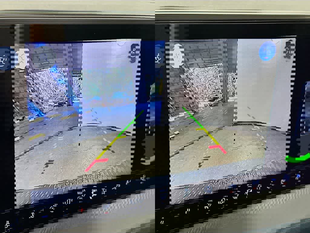 New 2025 Ford Maverick XLT w/ XLT Luxury Package image 27