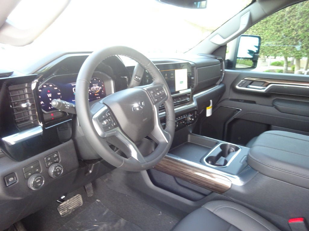 New 2026 Chevrolet Silverado 3500 LT w/ Trail Boss Package AWD/4WD image 12