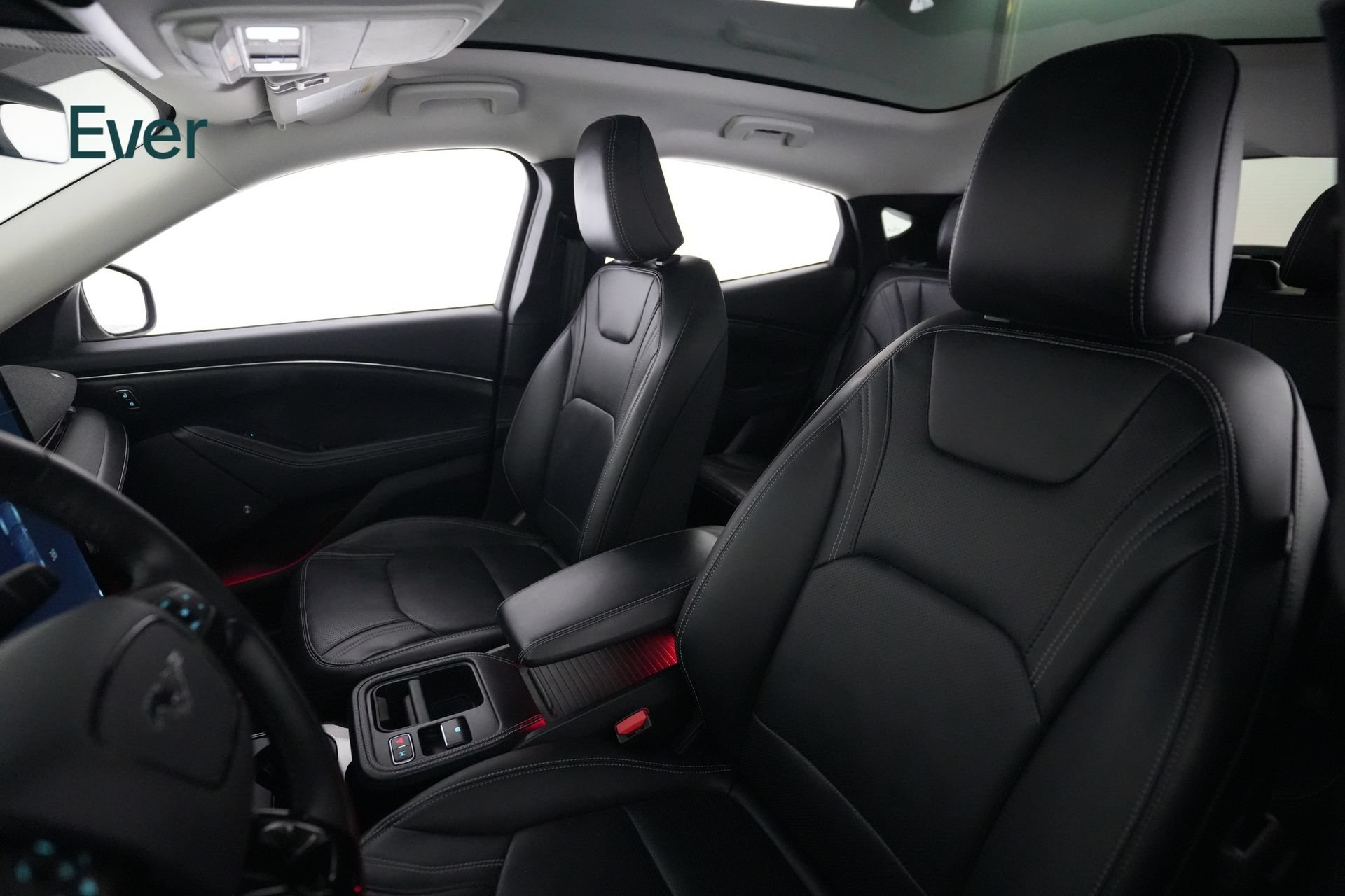 Used 2025 Ford Mustang Mach-E Premium RWD image 4