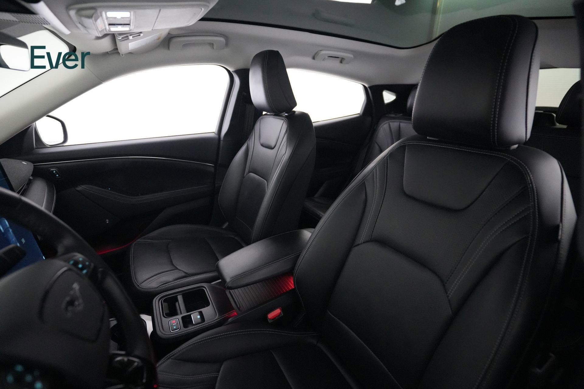 Used 2025 Ford Mustang Mach-E Premium RWD image 4