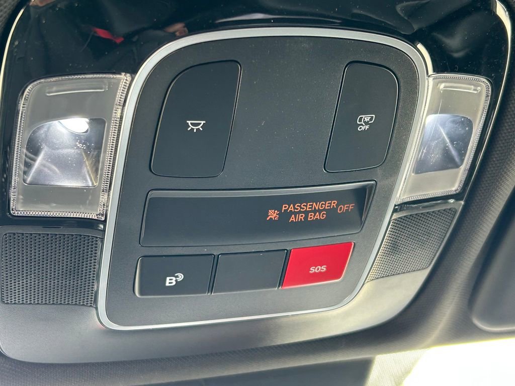 Used 2025 Hyundai Santa Cruz SEL image 17