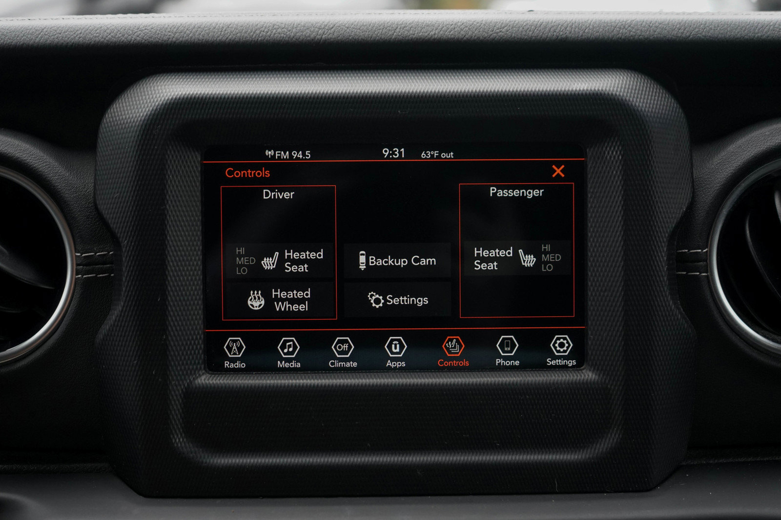 Used 2021 Jeep Wrangler Unlimited Sahara w/ LED Lighting Group image 15