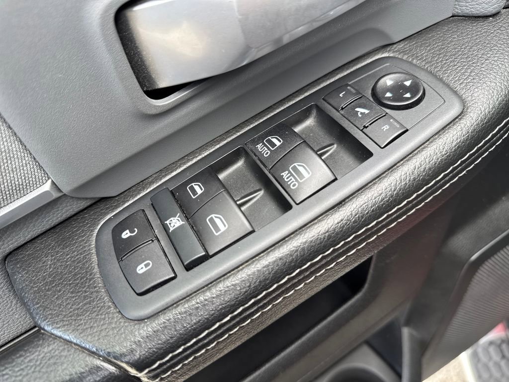 Used 2020 RAM 2500 Big Horn w/ Level 2 Equipment Group AWD/4WD image 11
