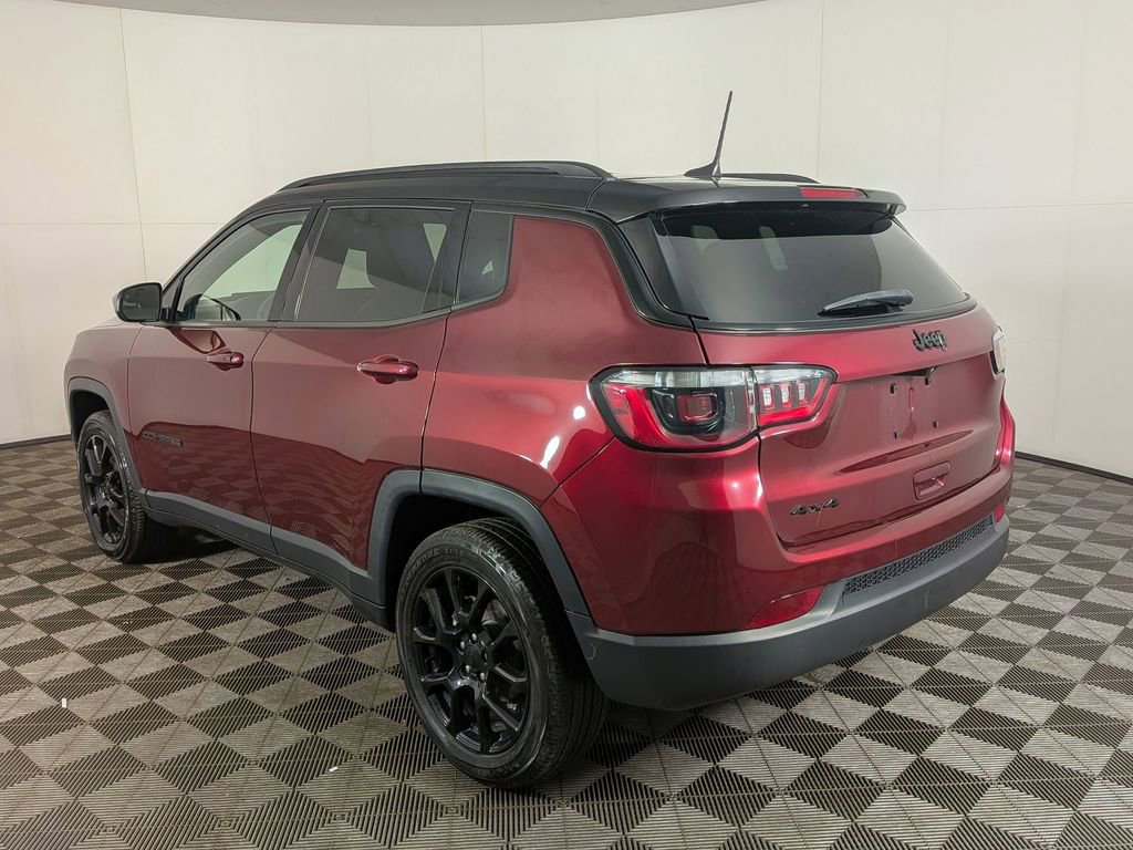 Certified 2022 Jeep Compass Altitude w/ Convenience Group image 3