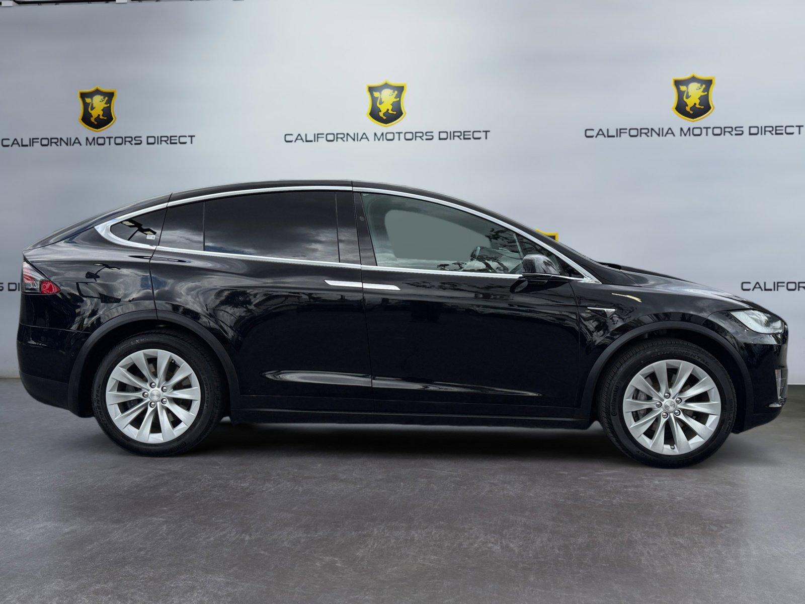 Used 2017 Tesla Model X 75D AWD/4WD image 6