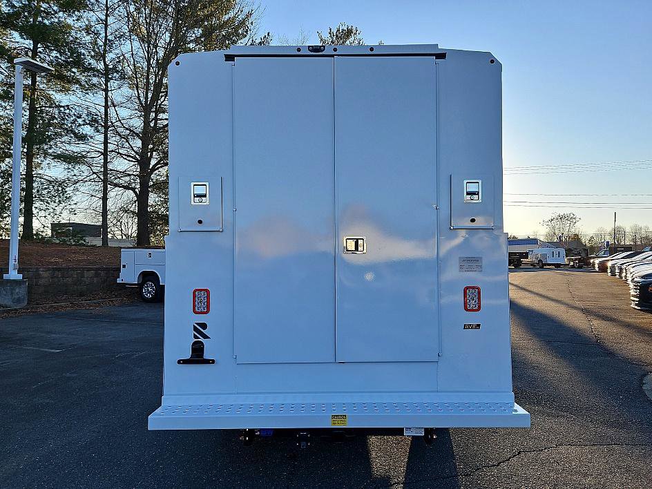 New 2026 Chevrolet Express 3500 w/ Power Convenience Package image 4