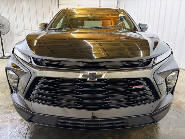Used 2023 Chevrolet Blazer RS w/ Driver Confidence II Package image 2