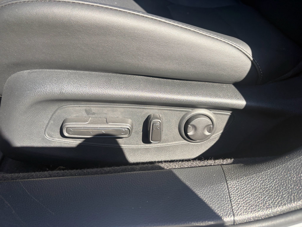 Certified 2025 Honda Accord Sport image 25