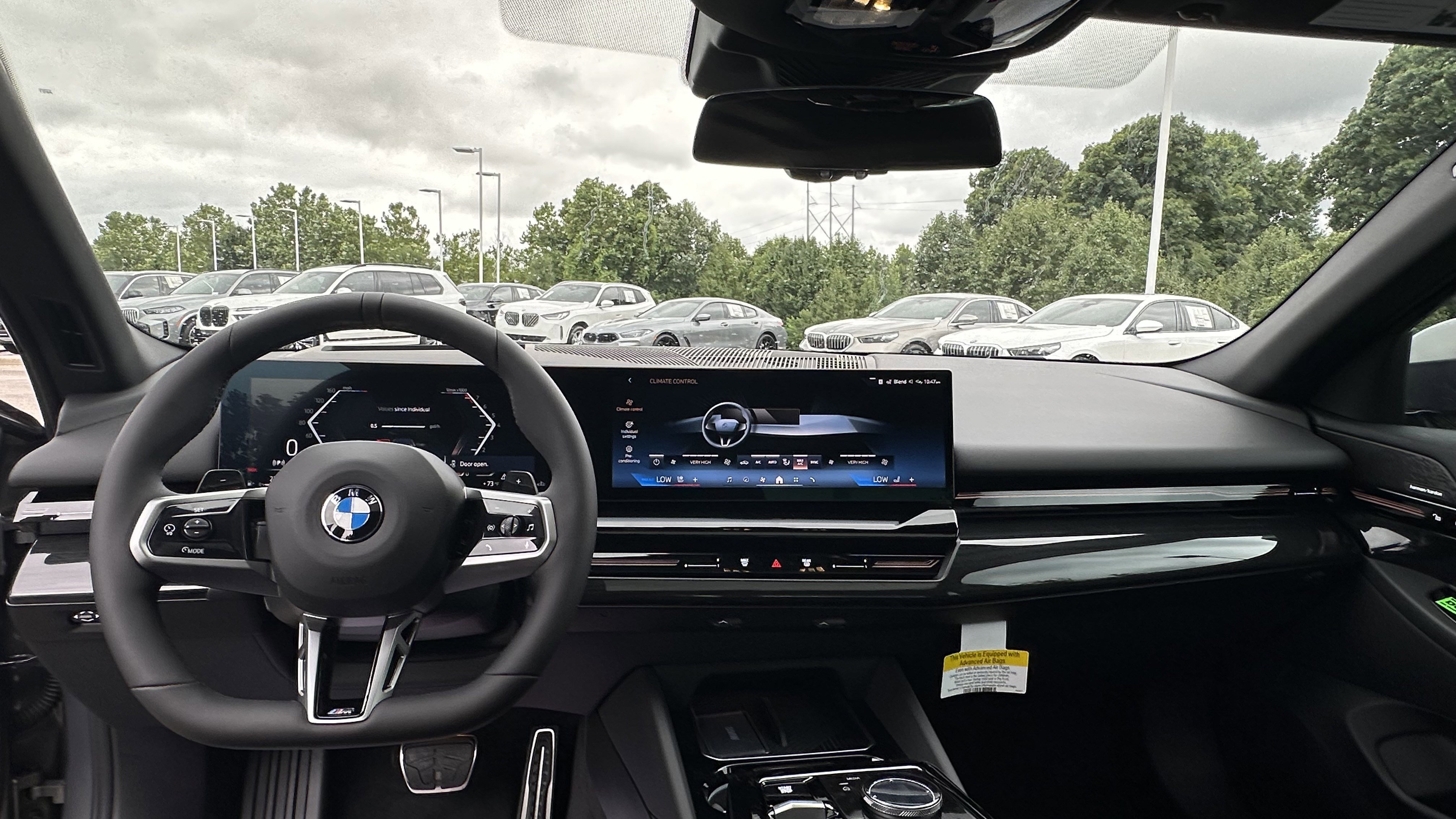 Used 2026 BMW 530i xDrive w/ M Sport Package image 28