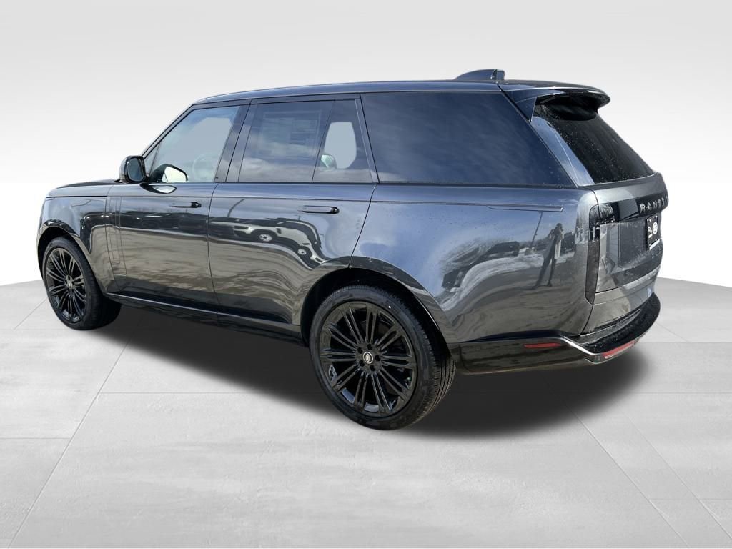 New 2025 Land Rover Range Rover SE image 2
