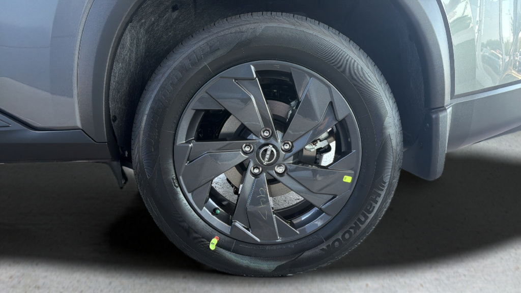 New 2026 Nissan Rogue SV AWD/4WD image 15