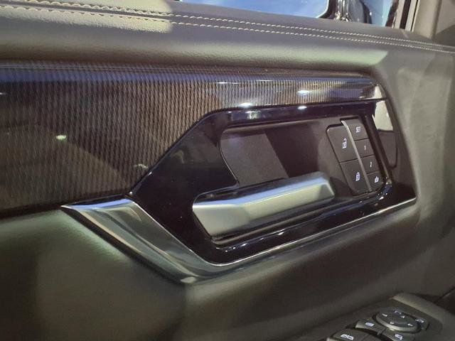 New 2026 GMC Yukon Elevation w/ LPO, Floor Liner Package RWD image 15