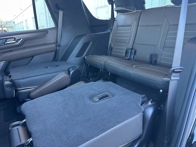 Used 2025 GMC Yukon Denali Ultimate w/ LPO, Floor Liner Package image 58