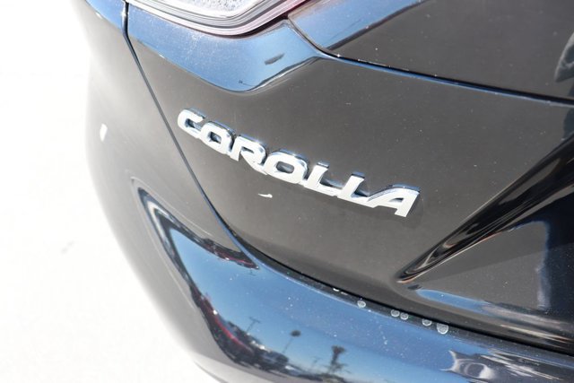 Used 2023 Toyota Corolla LE FWD image 6