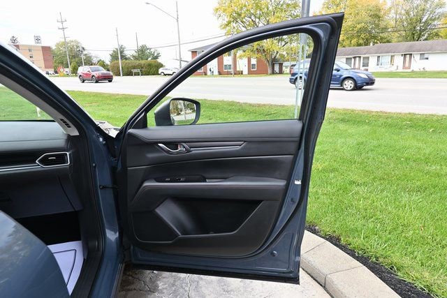 Used 2023 MAZDA CX-5 Carbon Edition image 18