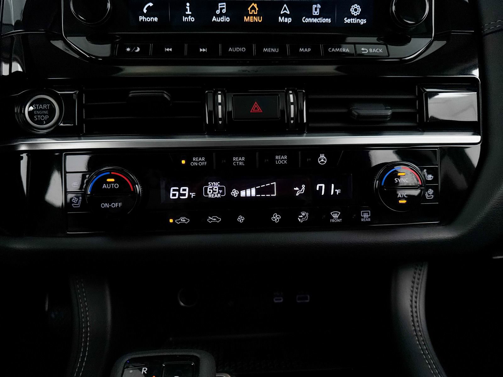 Used 2024 Nissan Pathfinder Platinum image 26