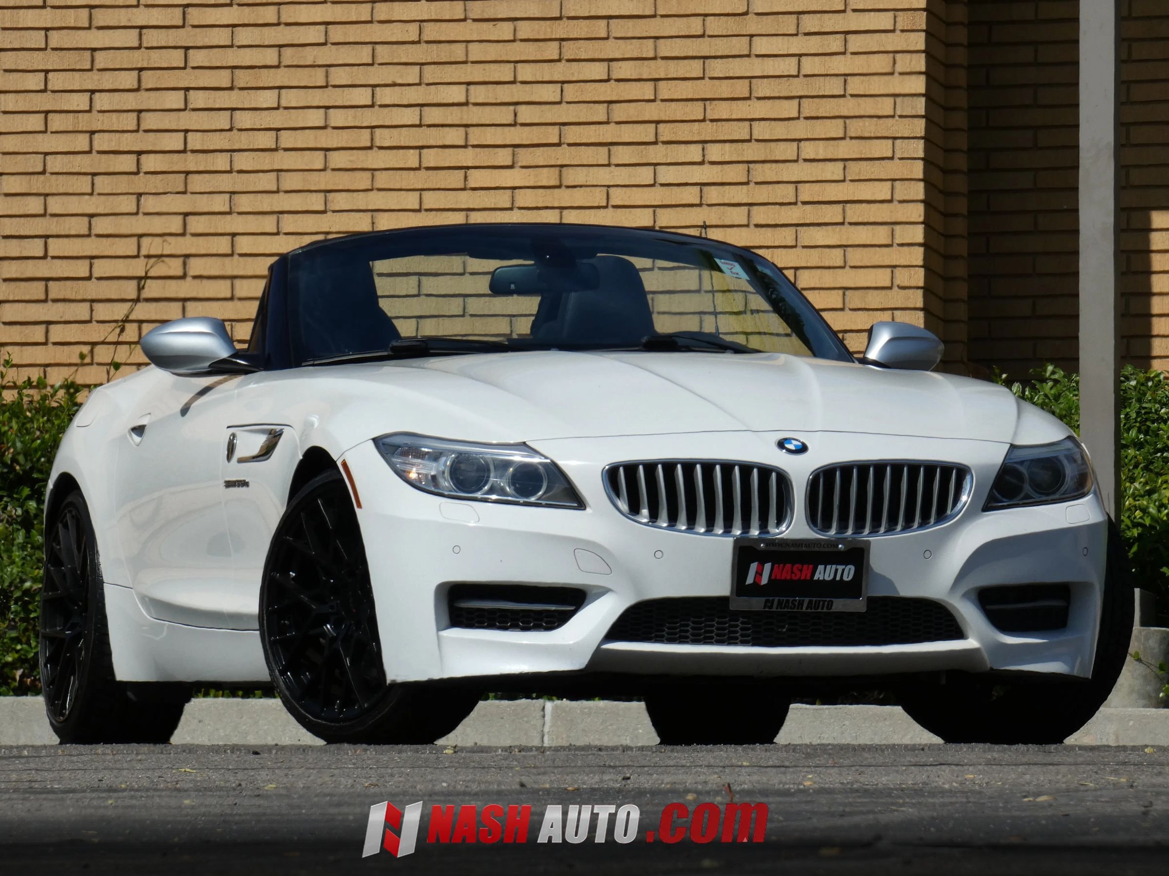 Used 2015 BMW Z4 sDrive35is RWD image 1