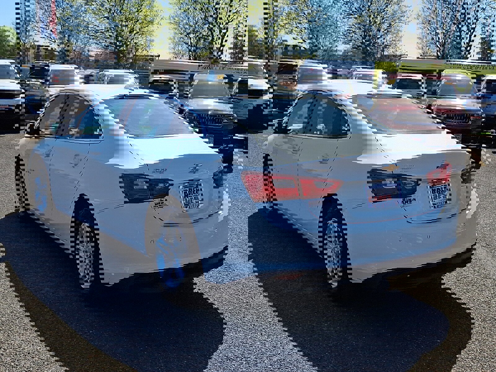 Used 2024 Chevrolet Malibu LT FWD image 4