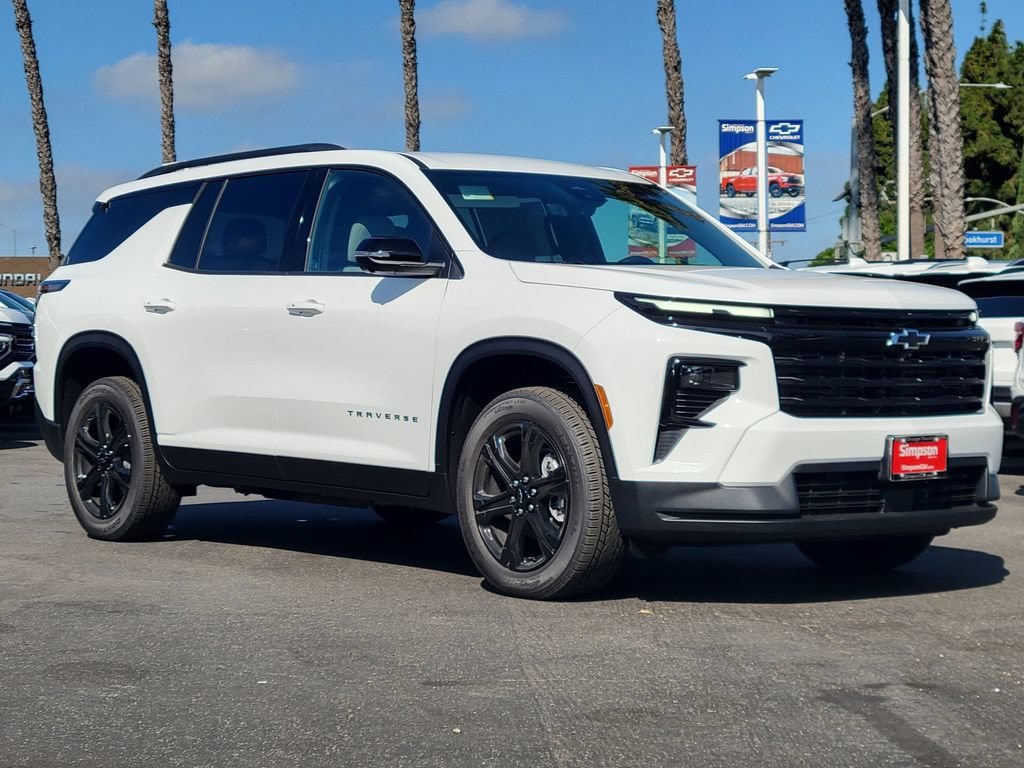New 2027 Chevrolet Traverse LT w/ Midnight/Sport Edition FWD image 28