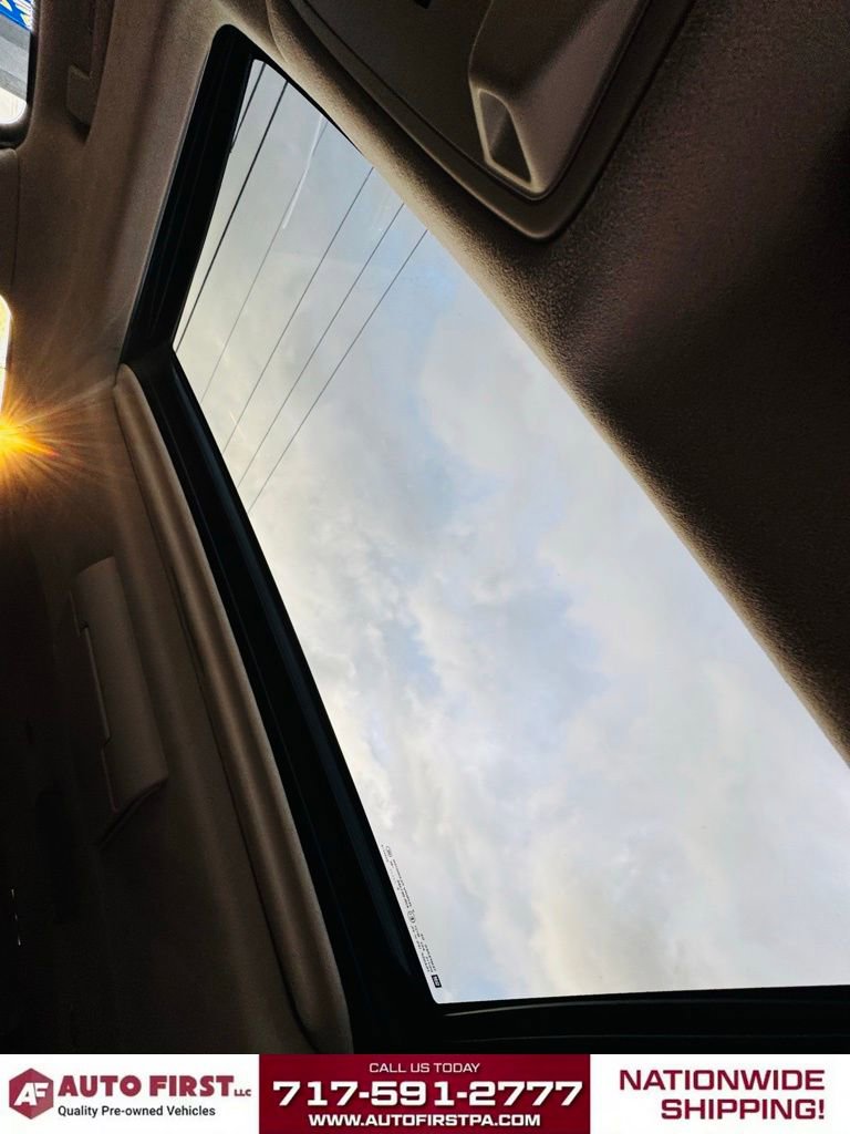 Used 2016 Cadillac Escalade ESV Platinum image 17