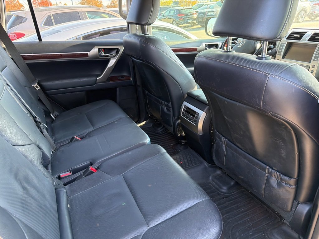 Used 2018 Lexus GX 460 image 20