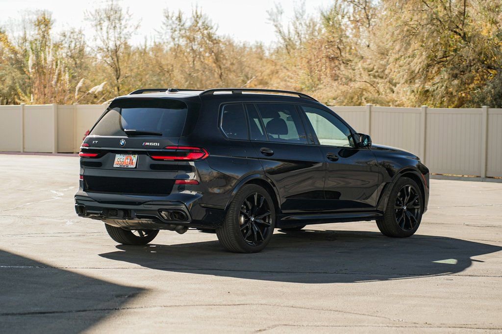 Certified 2025 BMW X7 M60i AWD/4WD image 5