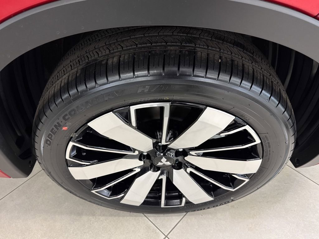 New 2026 Mitsubishi Outlander SEL FWD image 44