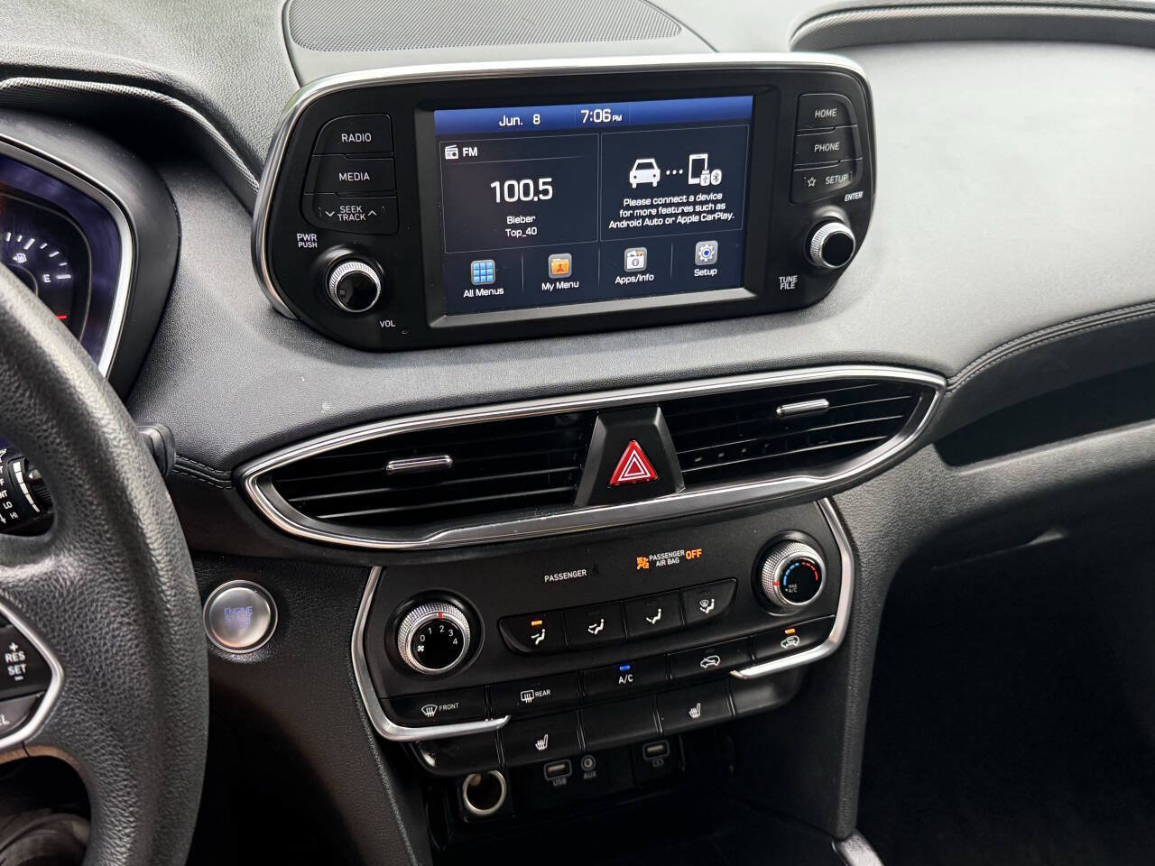 Used 2019 Hyundai Santa Fe SEL FWD image 25