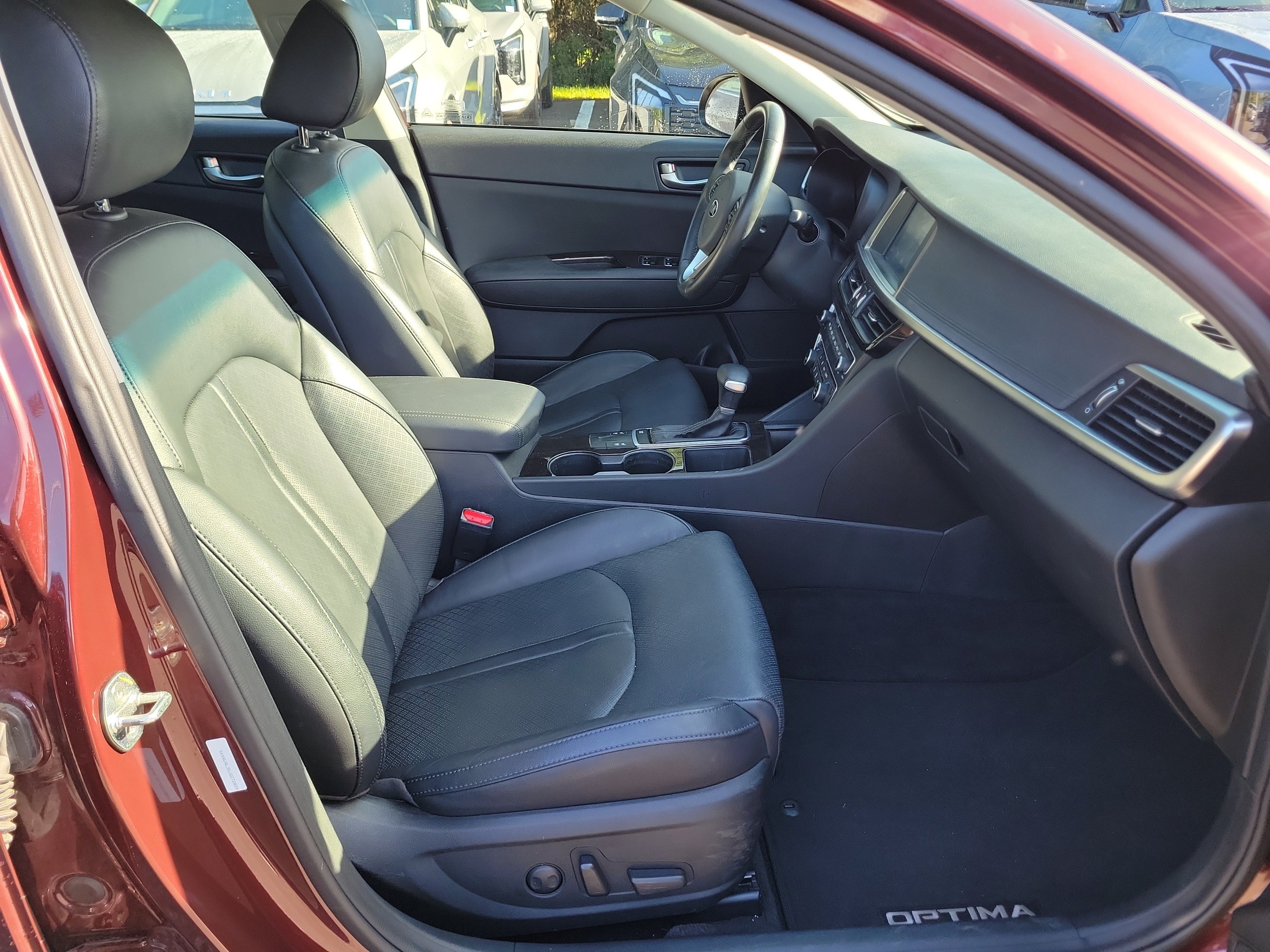 Used 2018 Kia Optima EX w/ Premium Package FWD image 7