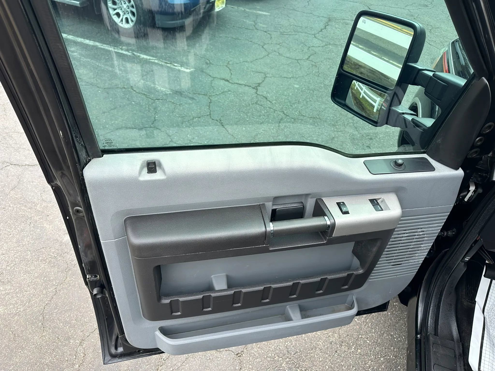 Used 2015 Ford F250 XLT AWD/4WD image 27
