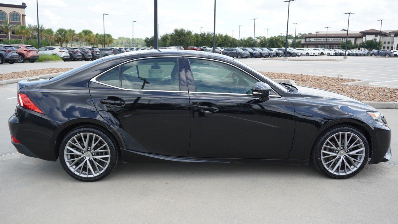 Used 2014 Lexus IS 250 w/ Premium Package RWD image 4
