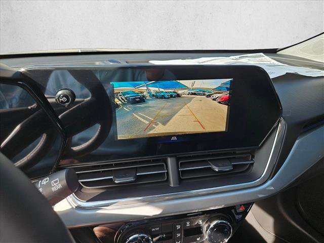 New 2026 Chevrolet Trax LT w/ Driver Confidence Package image 14