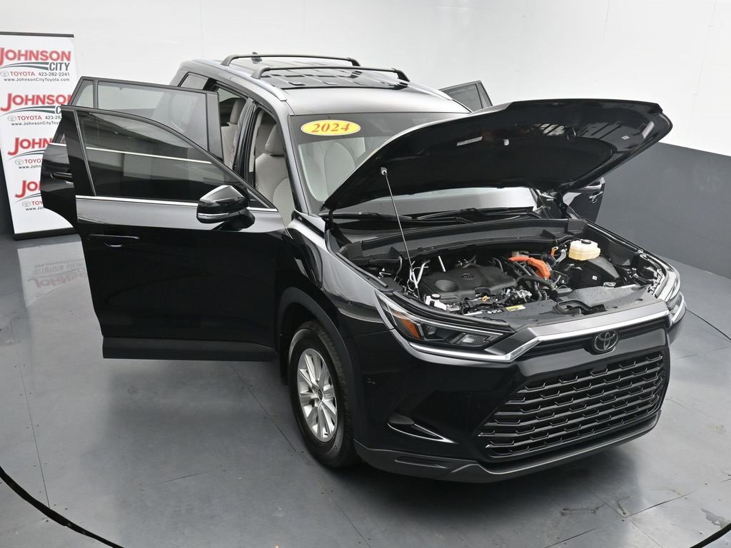 Used 2024 Toyota Grand Highlander XLE image 25