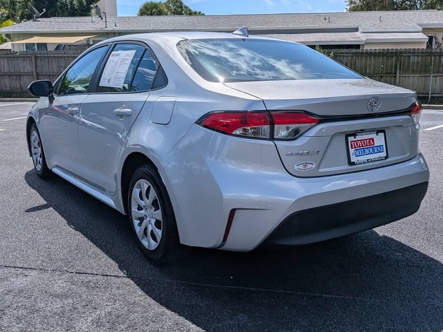 Used 2023 Toyota Corolla LE FWD image 5