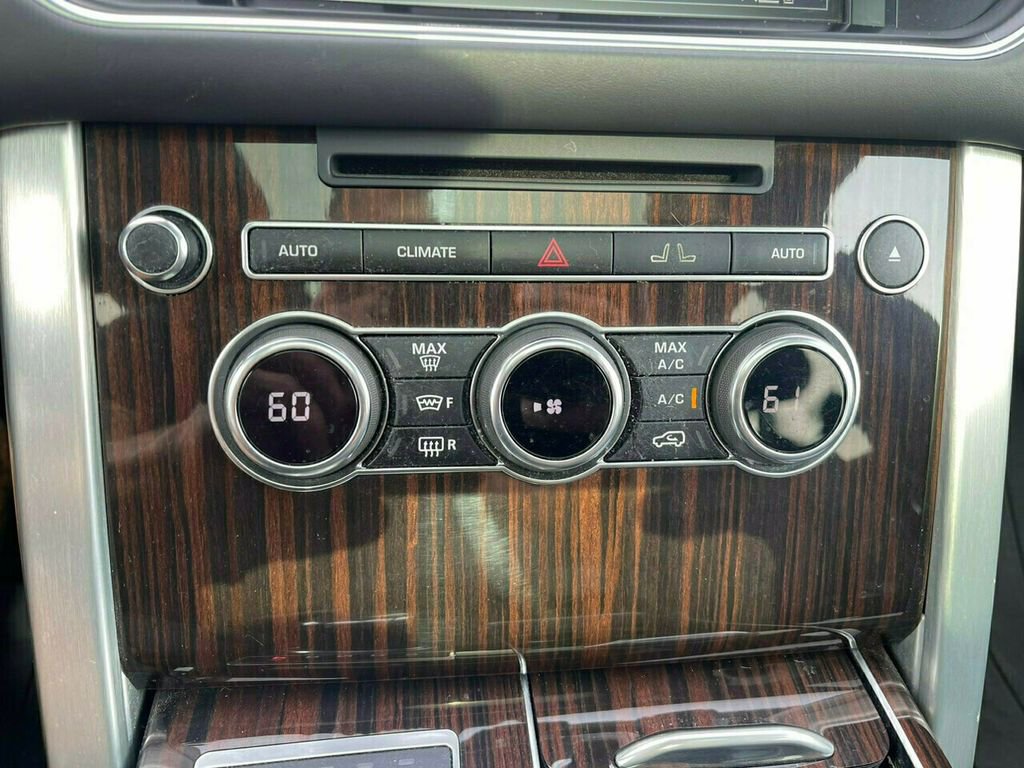 Used 2015 Land Rover Range Rover Supercharged AWD/4WD image 25